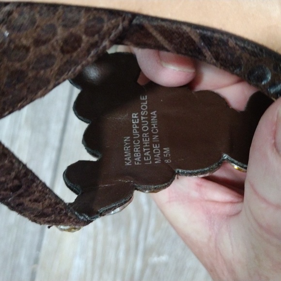 White House Black Market brown leather python print sandals. Size 8.5. mint - Picture 8 of 12